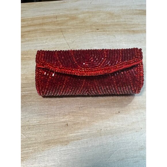 Beaded Red Lipstick Snap Closure & Interior Mirror - Picture 10 of 11